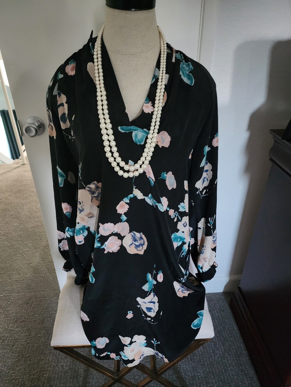 Tucker Black Floral V-Neck Long Sleeve Tunic